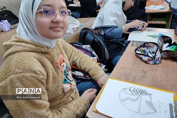 کارگاه آموزشی و مهارت‌آموزی  در مدرسه حافظ دختران شهریار