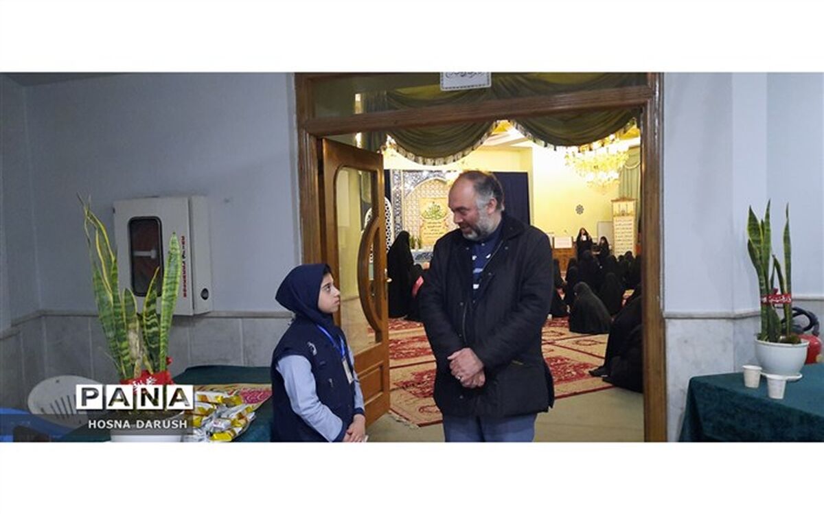 وظیفه دانش‌آموزان هیاتی در مدارس تبیین مسائل روز جامعه اسلامی است
