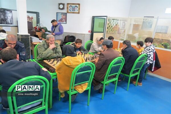 مسابقه شطرنج خانوادگی در هیئت شطرنج بجنورد