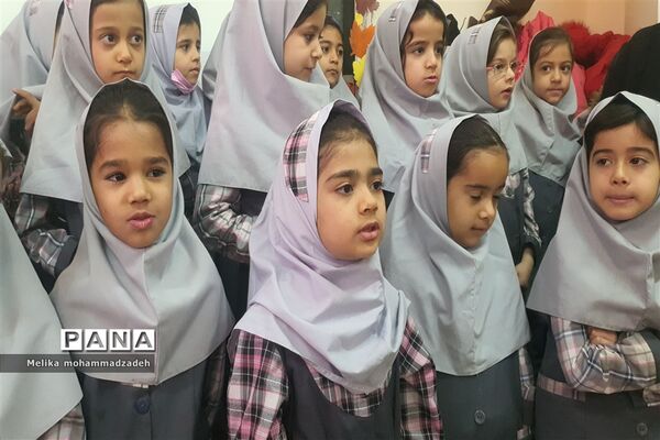 گرامیداشت ولادت حضرت علی(ع) در دبستان دخترانه معلم