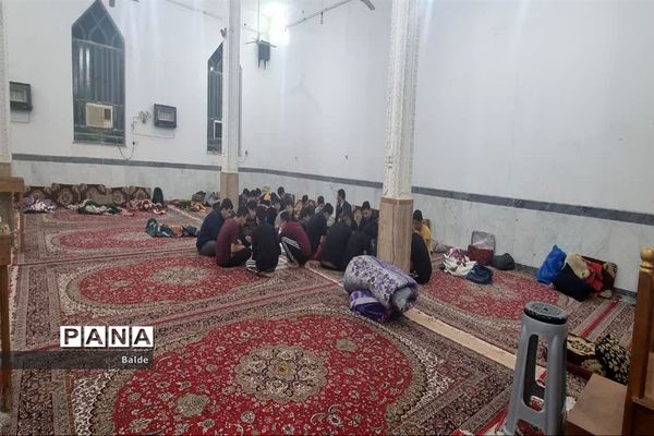 مراسم معنوی اعتکاف دانش‌آموزان پسر شادگانی