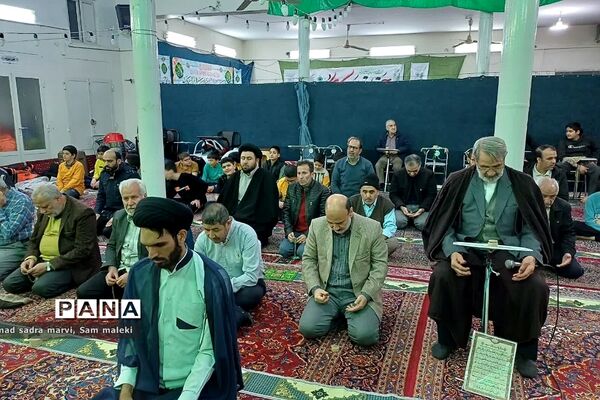 حضور دانش‌آموزان ناحیه دو شهرری در مراسم معنوی اعتکاف