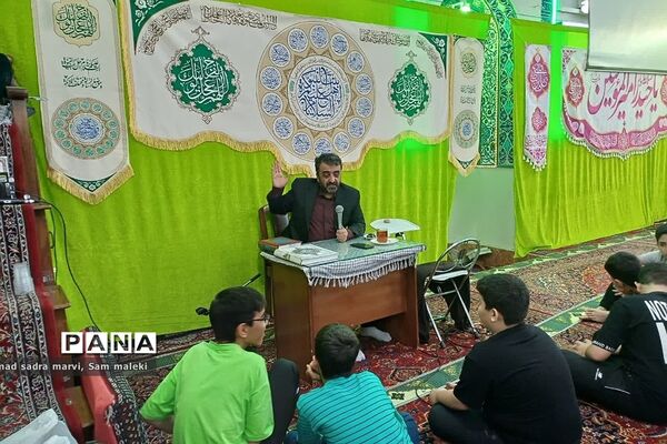 حضور دانش‌آموزان ناحیه دو شهرری در مراسم معنوی اعتکاف