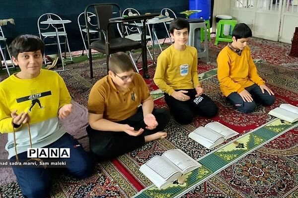 حضور دانش‌آموزان ناحیه دو شهرری در مراسم معنوی اعتکاف