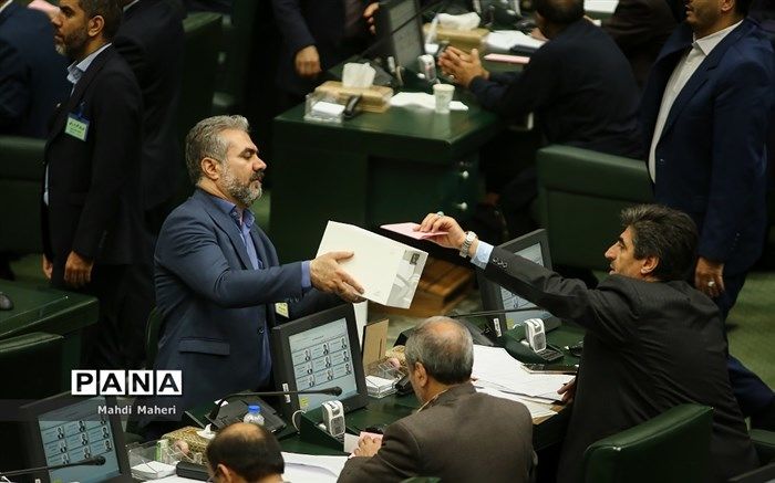 وزارت فرهنگ مکلف به حمایت از محصولات سینمایی فاخر شد