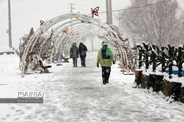 بارش برف در ارومیه