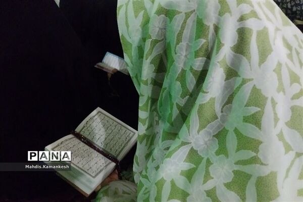 اعتکاف دانش‌آموزی در پاکدشت