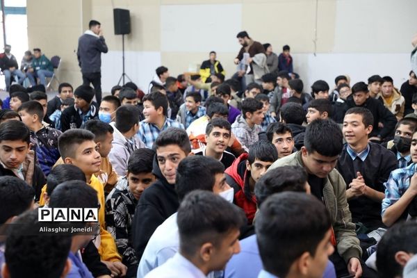 جشن تکلیف عبادی ویژه دانش‌آموزان پسر پایه نهم شهرستان پیشوا