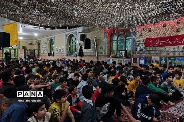 حضور دانش آموزان پسر شهرستان پیشوا در مراسم معنوی اعتکاف