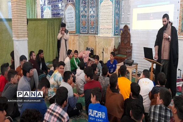 اعتکاف دانش‌آموزی در شهرستان تفرش