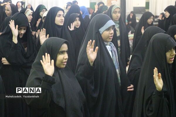 مراسم معنوی اعتکاف دانش‌آموزان ناحیه ۳ مشهد‌