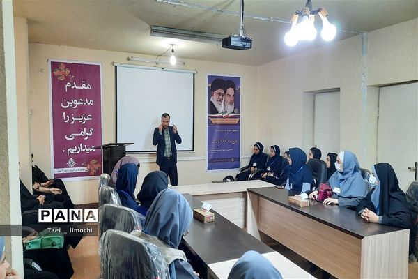 نشست دانش آموز خبرنگاران پانا خوزستان به‌مناسبت دهه فجر