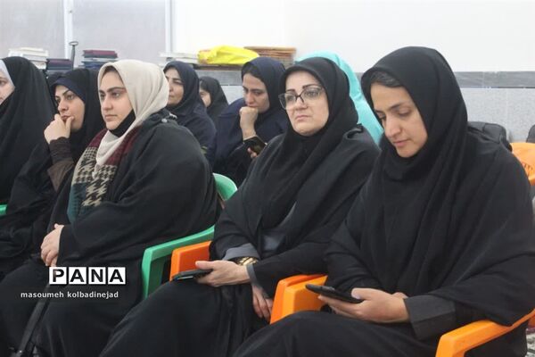 جشن تکلیف دختران در گلوگاه