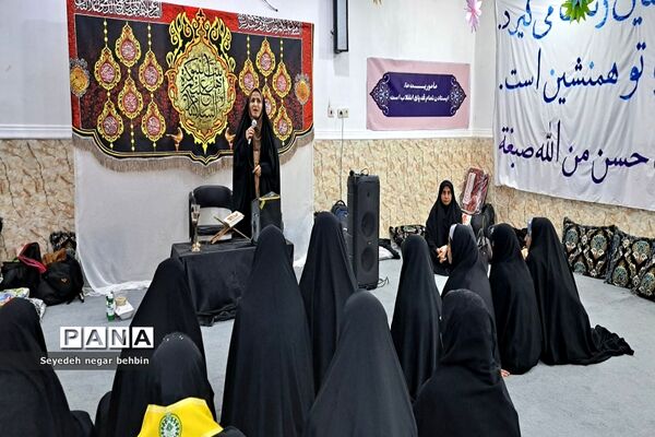 اعتکاف دانش‌آموزان در گناوه