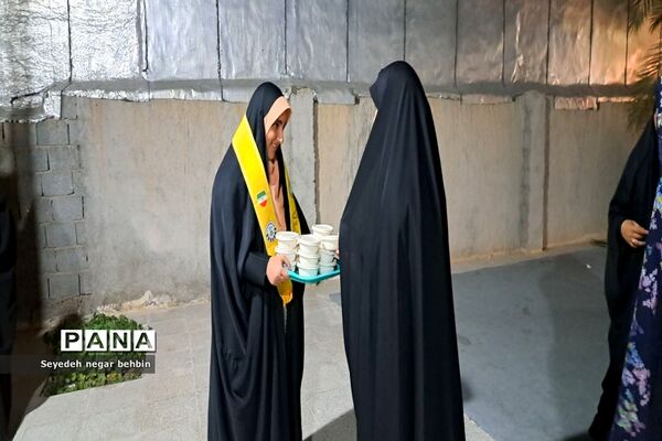 اعتکاف دانش‌آموزان در گناوه