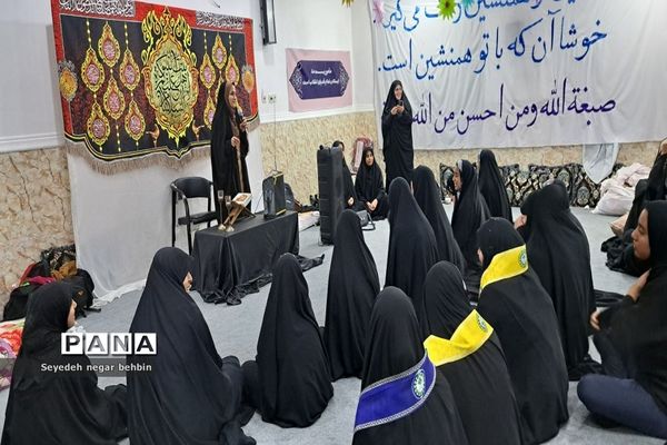 اعتکاف دانش‌آموزان در گناوه