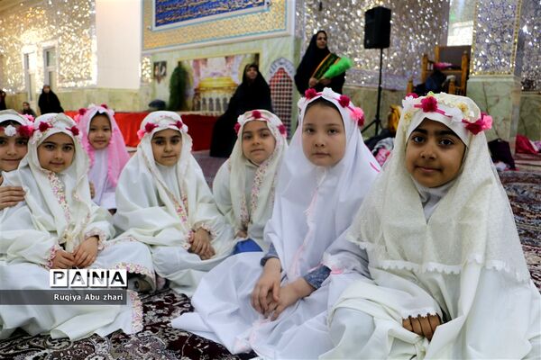 بهار بندگی ۳۰۰ نومکلف در امام‌زاده بی‌بی سکینه صفادشت