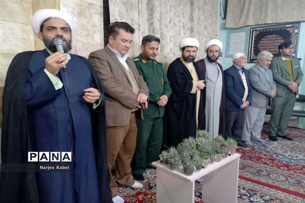 اعتکاف دانش‌آموزی در فاروج