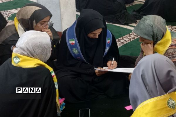 اعتکاف دانش‌آموزی دختران ناحیه شش مشهد مقدس در مسجد امام حسن  عسکری(ع)