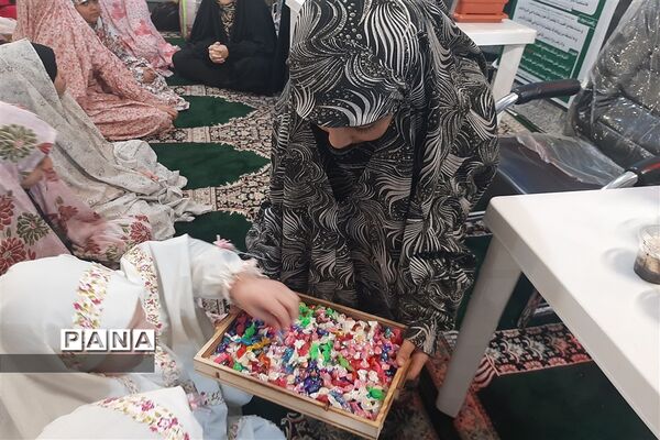 اعتکاف دانش‌آموزی دختران ناحیه شش مشهد مقدس در مسجد امام حسن  عسکری(ع)