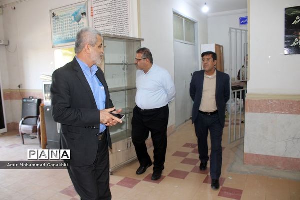 بازدید مسئولان آموزش و پرورش استان بوشهر از ساختمان جدید سازمان دانش‌آموزی استان