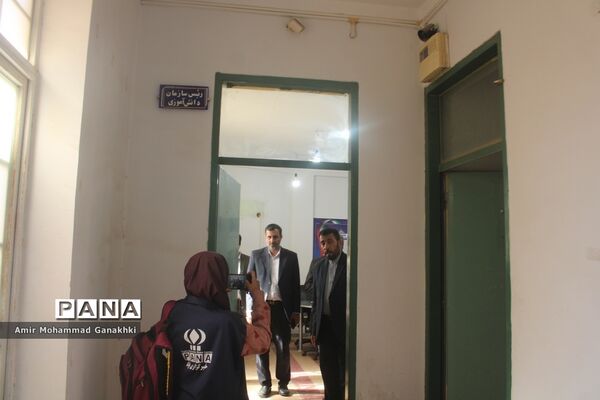 بازدید مسئولان آموزش و پرورش استان بوشهر از ساختمان جدید سازمان دانش‌آموزی استان
