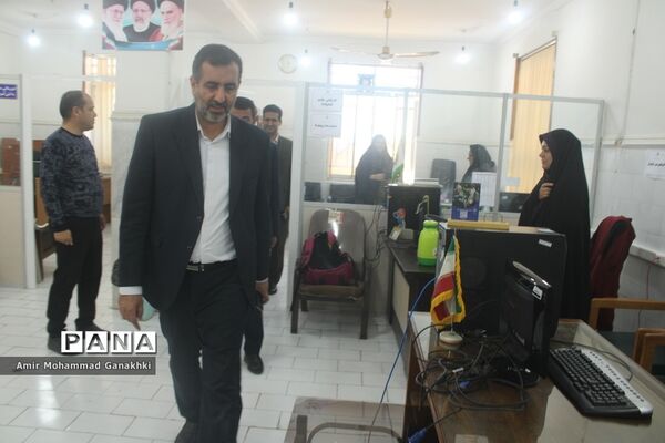 بازدید مسئولان آموزش و پرورش استان بوشهر از ساختمان جدید سازمان دانش‌آموزی استان