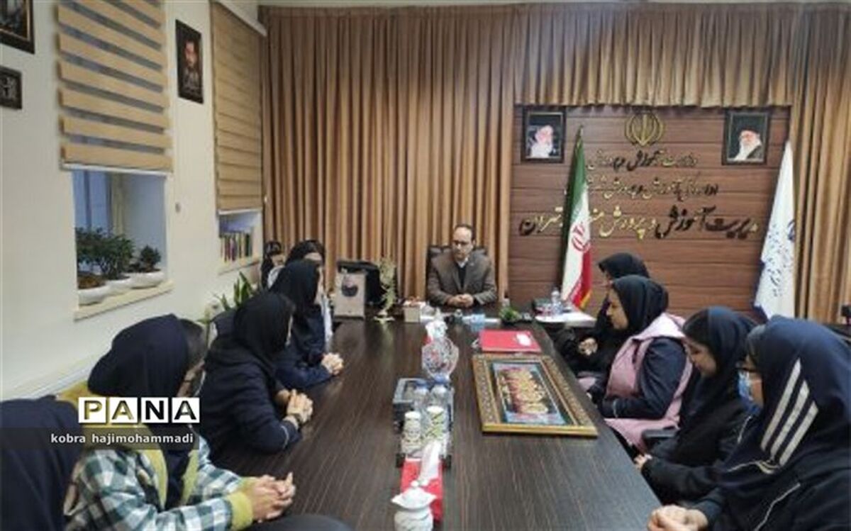 تلاش دانش آموزان برای یادگیری، عبادت است