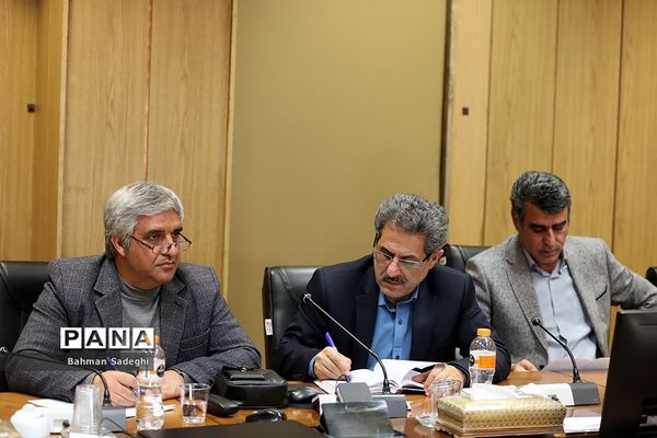 دیدار وزیر آموزش و پرورش با جمعی از نمایندگان تشکل‌های فرهنگیان