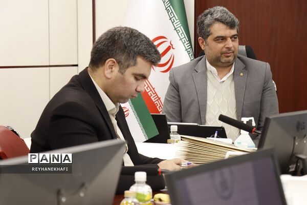 مراسم تجلیل از برگزیدگان پویش «بیمــه شــرط عقــل است» در ساختمان صندوق تامین خسارت‌های بدنی