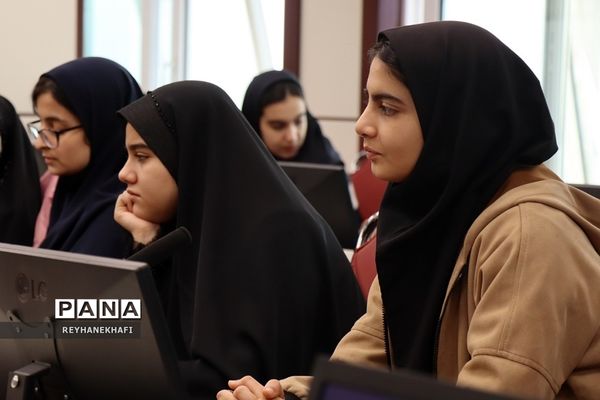 مراسم تجلیل از برگزیدگان پویش «بیمــه شــرط عقــل است» در ساختمان صندوق تامین خسارت‌های بدنی