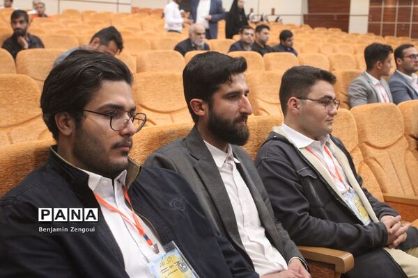 جشنواره اقوام دانشجو معلمان سراسر کشور در بوشهر