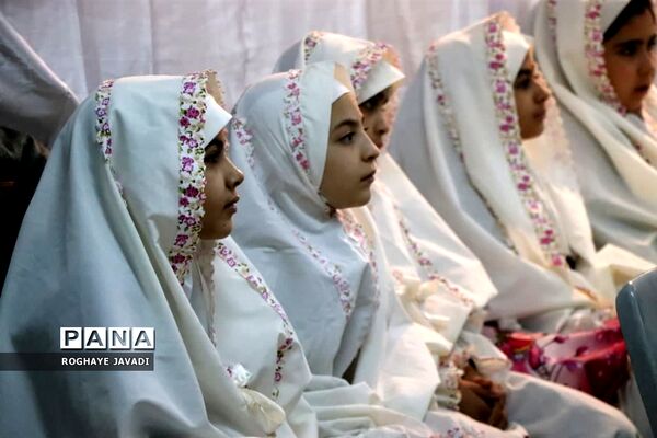 جشن تکلیف آموزشگاه عرفان ناحیه یک بهارستان