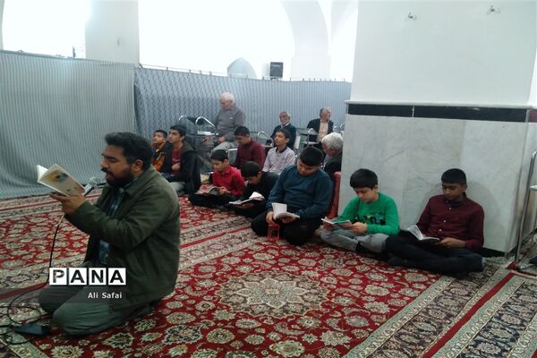 یادواره شهدای مدافع حرم در شهرستان خلیل‌آباد