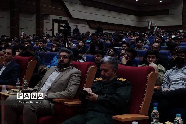 جشن تکلیف سیاسی برای هفتصد پسر رای‌ اولی در شهریار