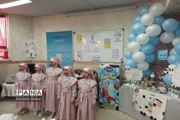 مراسم افتتاحیه طرح توزیع شیر رایگان درشهرستان اسلامشهر