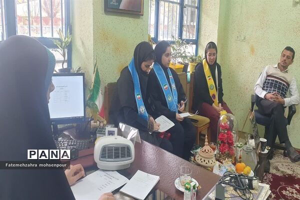 انتخابات مرکزی مجلس دانش‌آموزی و جلسه شورای دانش‌آموزی در کانون فرهنگی تربیتی رضوان