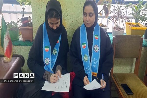 انتخابات مرکزی مجلس دانش‌آموزی و جلسه شورای دانش‌آموزی در کانون فرهنگی تربیتی رضوان