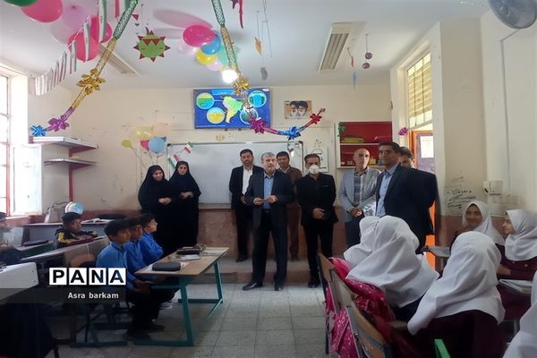 حضور  مشاور اجرایی وزیر آموزش و پرورش در بندرخمیر