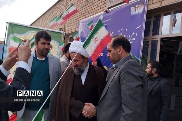 مراسم زنگ انقلاب در قرچک