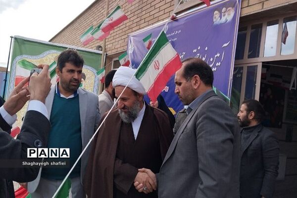 مراسم زنگ انقلاب در قرچک