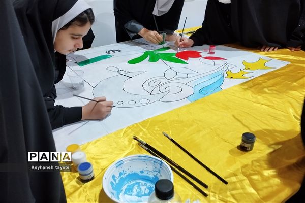 آیین نواختن زنگ انقلاب اسلامی در مدارس استان مرکزی