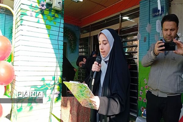 مراسم بزرگداشت دهه فجر و آیین نواختن زنگ انقلاب