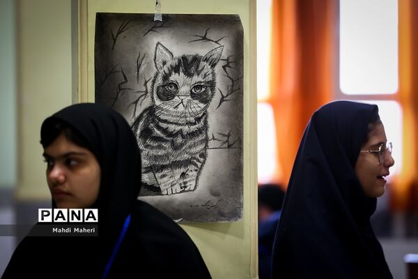آیین نواختن گلبانگ انقلاب اسلامی با حضور وزیر آموزش و پرورش