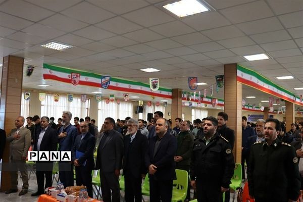 نواخته شدن زنگ انقلاب در مدارس البرز