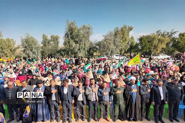 نواختن زنگ انقلاب اسلامی در مدارس شهرستان بهبهان