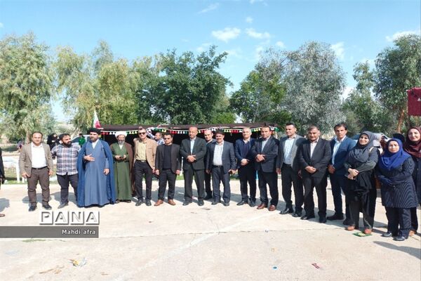 شادی پیمایی تئاتر درسی به مناسبت دهه فجر در بهبهان