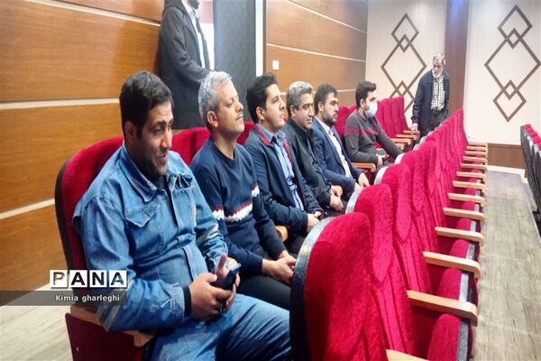 کارگاه جهاد تبیین با موضوع مشارکت حضور حداکثری در انتخابات