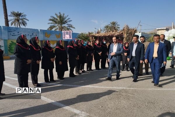 طنین زنگ انقلاب در حاجی آباد