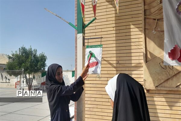 نواخته شدن زنگ انقلاب در مدارس سیریک